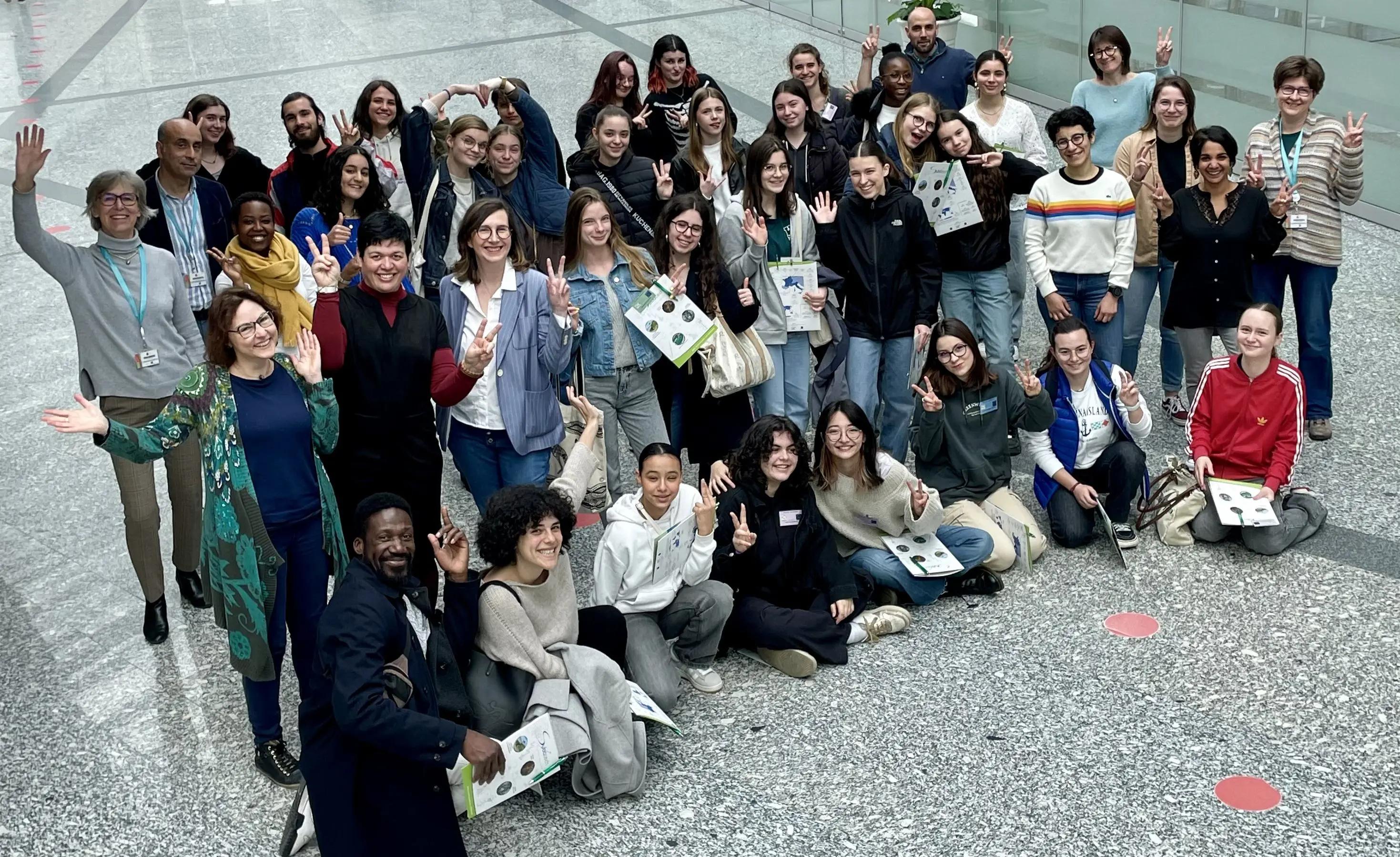 25 lycéennes inscrites dans le
programme "Pour les filles et la Science" de la Fondation L’Oréal ont été
accueillies le 24 avril dans les locaux d'IMT Atlantique à l'initiative de Subatech.
